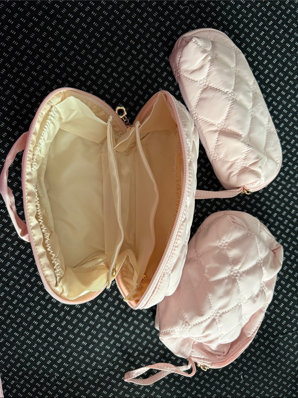 🛍 BRAND NEW 3 PIECE LIGHT PINK COSMETIC BAG 🛍